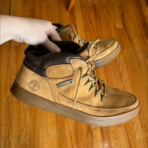 Timberland Men’s Tan Chukka Boot Sneakers